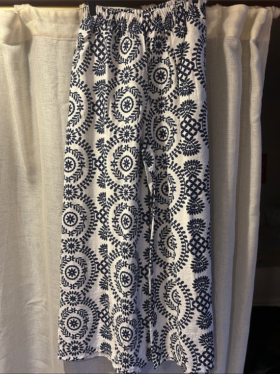 no name Pants - Elastic-Waist Wide Leg Pants in Navy on White